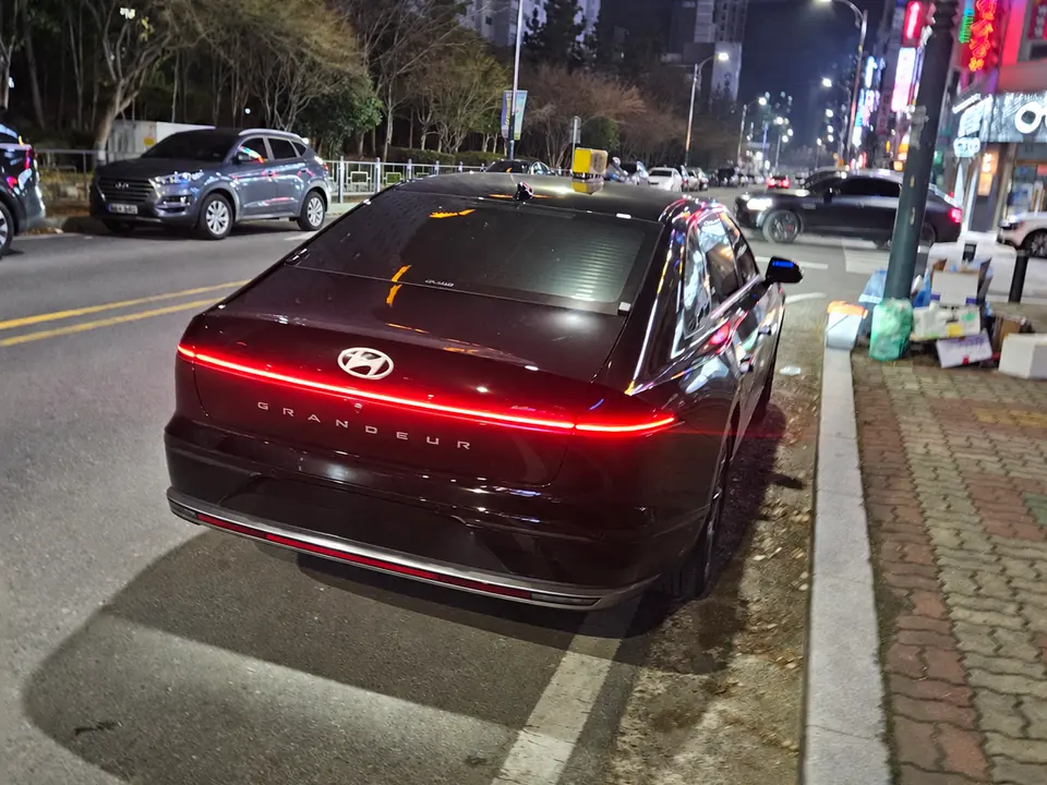 번호판과 지역 표기를 제거한 목포교도소 전국 장거리 예약택시 실제 차량