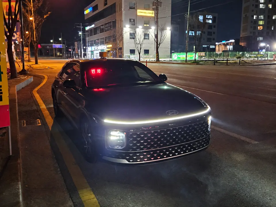 번호판과 지역 표기를 제거한 순천교도소 전국 장거리 예약택시 실제 차량